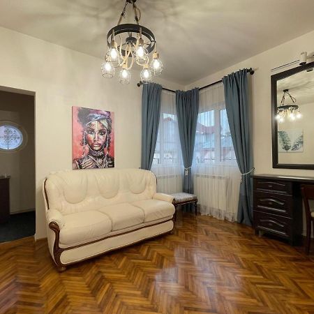 Premier Rooms بلوييست المظهر الخارجي الصورة